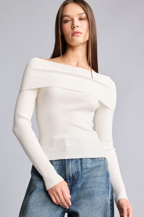 Fitted Omzu Açık Katlamalı Yakalı Fitilli Triko Basic Kazak