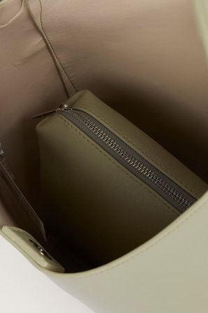 DeFacto Parlak Deri Görünümlü Kadın Omuz Çantası I4433AXNSGN2