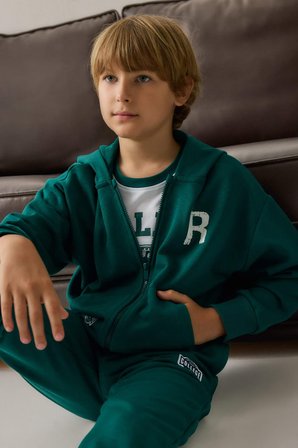 DeFacto Pamuklu Regular Fıt Uzun Kollu Baskılı Kapüşonlu Cepli Fermuarlı Sweatshirt Hırka Erkek Çocuk H9848A826AUGN1116