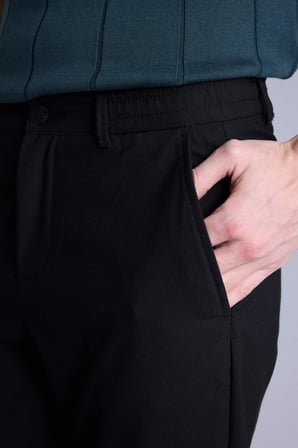 DeFacto Tailored Fit Elastik Bağlamalı Bel Dokuma Pantolon H3112AX26SPBK27