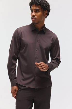 Slim Fit Klasik Yaka Uzun Kollu Gömlek