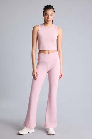 DeFacto Crop Top Bisiklet Yaka Sporcu Atlet E7723AX26SPBR502