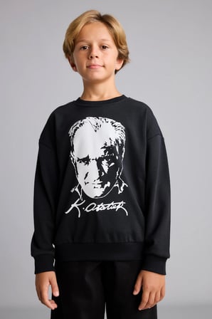 Atatürk Baskılı Bisiklet Yaka Sweatshirt Erkek Çocuk