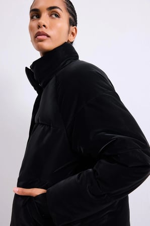 Regular Fit Dik Yaka Şişme Suni Deri Mont