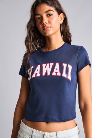 DeFacto Fitted Bisiklet Yaka Hawaii Baskılı Ribana Kısa Kollu Crop Tişört I5341AX26HSNV241