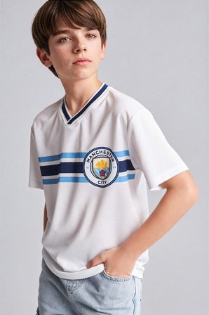 DeFacto Manchester City New Regular Fıt V Yaka Tül Kısa Kollu Tişört Erkek Çocuk H7871A826HSWT34
