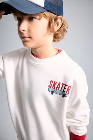 DeFacto Oversize Bisiklet Yaka Sırt Baskılı İçi Yumuşak Tüylü Sweatshirt Erkek Çocuk I0114A826WNER105