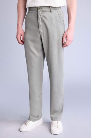 DeFacto Relax Fıt Yıkanmış Efektli Pantolon H5899AX26SMKH422