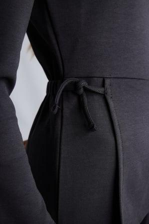 Asimetrik Bel Detaylı Uzun Kol Tulum Kız Çocuk