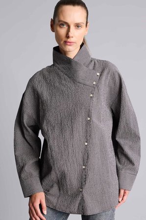 DeFacto Regular Fit Asimetrik Düğmeli Kırışık Dokulu Tunik I3865AX26AUNV42