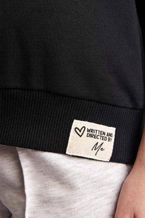 DeFacto Pamuklu Relax Fıt Bisiklet Yaka Uzun Kollu Sweatshirt Kız Çocuk E6842A826AUBK81