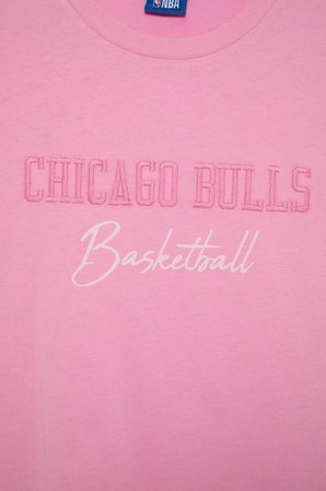 DeFacto NBA Chıcago Bulls Lisanslı Bisiklet Yaka Sporcu Kısa Kollu Pembe Tişört H9401AX26HSPN82