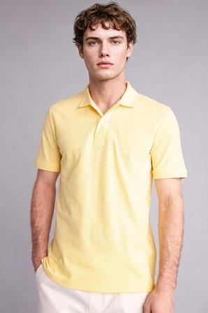 DeFacto %100 Pamuk Slim Fit Dar Kesim Polo Yaka Nakışlı Kısa Kollu Tişört D7665AX26SMYL273