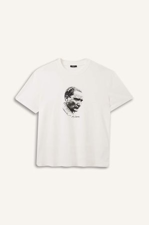 DeFacto %100 Pamuk Regular Fıt Bisiklet Yaka Atatürk Baskılı Kısa Kollu Tişört I1720AX26SMWT32