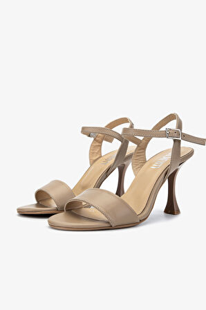 Valmenti Giulio Kadın Camel Hakiki Deri Sandalet 33 0532 BN SNDLT Y24