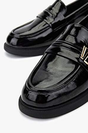 Valmenti Kadın Hakiki Deri Siyah Rugan Loafer Ayakkabı 35 5648 BN AYK SK24-25 SIYAH RGN