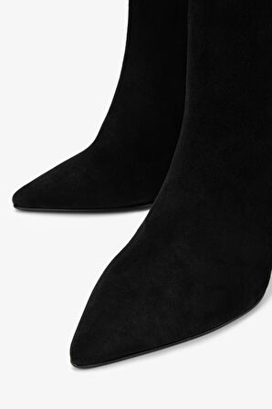 Valmenti Kadın . Siyah Süet Topuklu Bot 1052 285 BN BOT SK24-25 SIYAH SUET