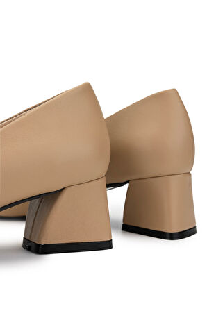 Tamer Tanca Kadın Hakiki Deri Bej Topuklu Ayakkabı 1027 01 BN AYK SK24-25 NUDE DR/SYH DR