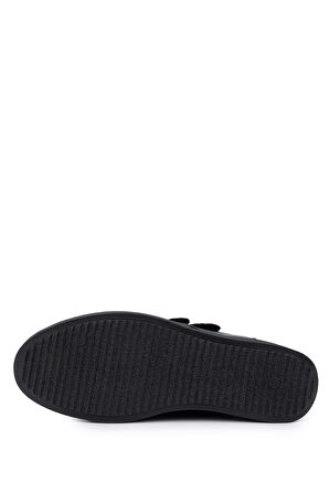 Tamer Tanca Kadın Hakiki Deri Siyah Rugan Casual Ayakkabı 1057 05 BN AYK SK24-25 SYH RGN/SCUBA