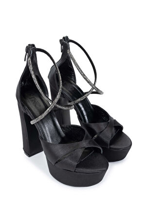 Tamer Tanca Kadın Hakiki Deri Siyah Saten Topuklu Ayakkabı 1065 223-551 BN AYK SK24-25 SIYAH SATEN