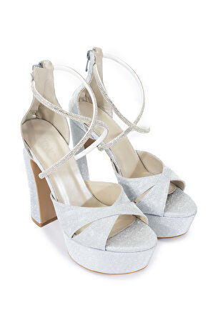 Tamer Tanca Kadın Hakiki Deri Gri Topuklu Ayakkabı 1065 223-551 BN AYK SK24-25 GUMUS GLTTR