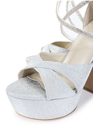 Tamer Tanca Kadın Hakiki Deri Gri Topuklu Ayakkabı 1065 223-551 BN AYK SK24-25 GUMUS GLTTR