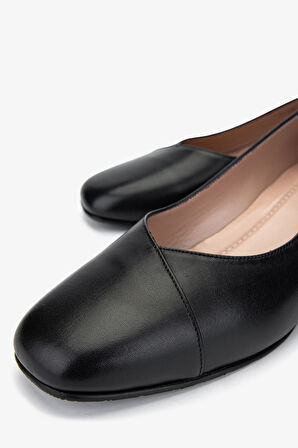 Valmenti Kadın Hakiki Deri Siyah Deri Topuklu Ayakkabı 33 ZC-7716 BN AYK SK24-25 SIYAH DR