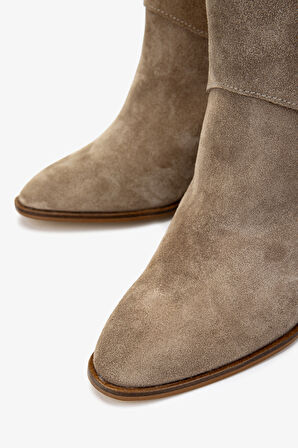 Valmenti Kadın Topuklu Bot 1075 00272-22 BN BOT SK24-25 KUM YRM SUET