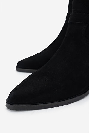 Valmenti Kadın . Siyah Nubuk Topuklu Bot 1075 055172-35 BN BOT SK24-25 SIYAH NBK