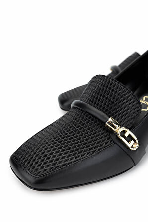 Tamer Tanca Kadın Hakiki Deri Siyah Topuklu Ayakkabı 22 5123 BN AYK SK24-25 SIYAH