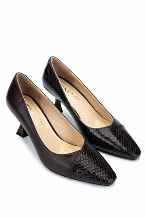 Tamer Tanca Kadın Hakiki Deri Kahverengi Topuklu Ayakkabı 1027 0199 BN AYK SK24-25 KHV DR/LZRD