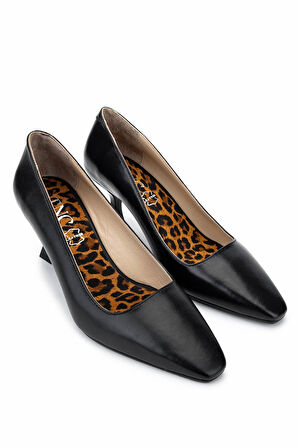 Tamer Tanca Kadın Hakiki Deri Siyah Deri Topuklu Ayakkabı 1027 0198 BN AYK SK24-25 SIYAH DR