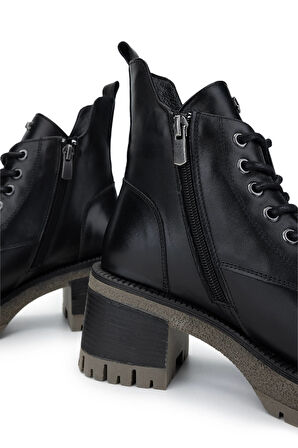 Tamer Tanca Kadın Hakiki Deri Siyah Deri Topuklu Bot 1066 2468 BN BOT SK24-25 SIYAH DR