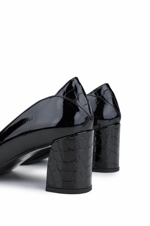 Relax Anatomic Kadın Hakiki Deri Siyah Comfort Ayakkabı 611 H61019 BN AYK Y25 BLACK CRC/BLACK VRNC
