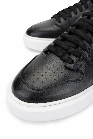 Tamer Tanca Erkek Hakiki Deri Siyah Sneakers & Spor Ayakkabı 1093 054 ERK AYK Y25 SIYAH ALK