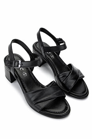 Tamer Tanca Kadın Hakiki Deri Siyah Deri Topuklu Sandalet 882 08 BN SNDLT Y25 SIYAH DR
