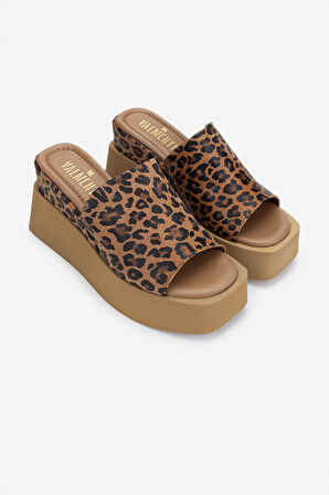 Valmenti Kadın Hakiki Deri Topuklu Terlik 838 15002 BN TRLK Y25 TABA LEOPAR