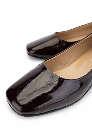 Tamer Tanca Kadın Hakiki Deri Bordo Rugan Topuklu Ayakkabı 1105 2096 BN AYK Y25 BORDO KRSK RGN