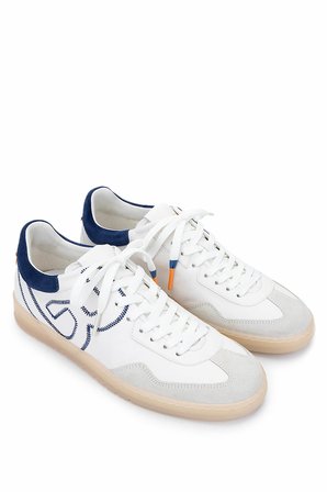 Barracuda Erkek Hakiki Deri Beyaz/Lacivert Sneakers & Spor Ayakkabı 511 BU3538B ERK AYK Y25 MARMO/CML/NTCL