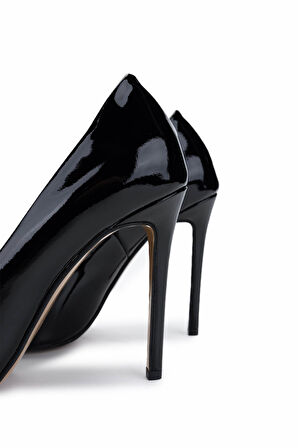 Tamer Tanca Kadın Hakiki Deri Siyah Rugan Topuklu Ayakkabı 1027 253 BN AYK Y25 SIYAH RGN