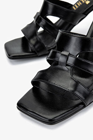 Valmenti Kadın Vegan Siyah Topuklu Terlik 1063 23420 BN TRLK Y25 SIYAH MTLK