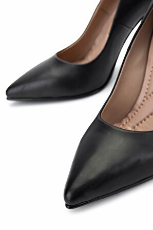 Tamer Tanca Kadın Hakiki Deri Siyah Deri Topuklu Ayakkabı 1129 002 BN AYK Y25 SIYAH DR