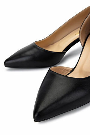 Tamer Tanca Kadın Hakiki Deri Siyah Topuklu Ayakkabı 492 56251 BN AYK Y25 SIYAH