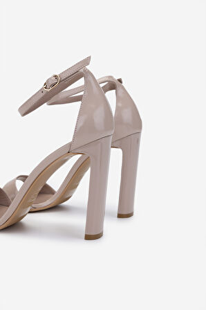 Valmenti Kadın Bej Rugan Topuklu Ayakkabı 1096 9483 BN AYK Y25 NUDE KRSK RGN