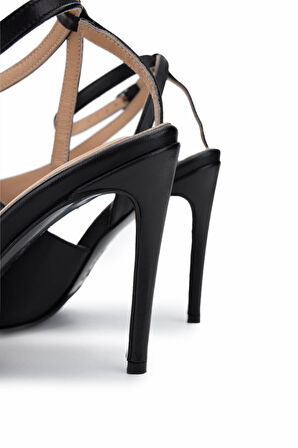 Tamer Tanca Kadın Hakiki Deri  Siyah Topuklu Ayakkabı 594 6127 BN AYK Y15 SIYAH