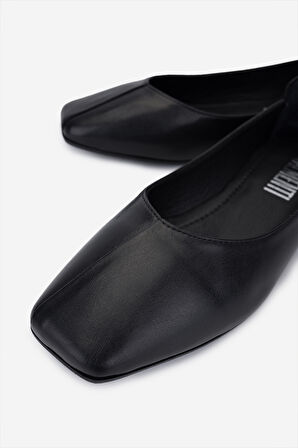 Valmenti Kadın . Siyah Deri Casual Ayakkabı 775 9613 BN AYK Y25 SIYAH DR