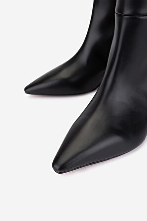 Valmenti Kadın Hakiki Deri Siyah Topuklu Çizme 1154 1655 BN CZM SK25-26 NERO