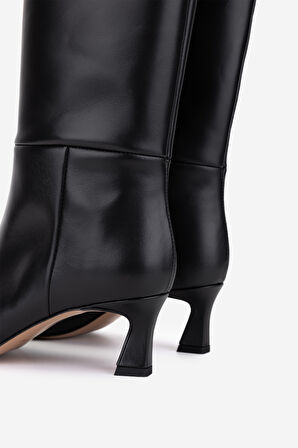 Valmenti Kadın Hakiki Deri Siyah Topuklu Çizme 1154 1655 BN CZM SK25-26 NERO