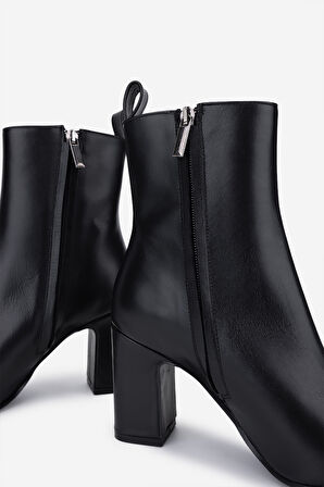 Valmenti Kadın Hakiki Deri Siyah Topuklu Bot 1154 860 BN BOT SK25-26 NERO