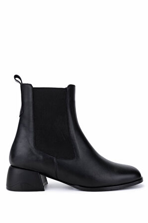 Tamer Tanca Kadın Hakiki Deri Siyah Topuklu Bot 1120 615 BN BOT SK25-26 SIYAH DERI